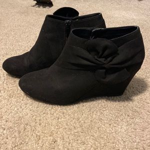 Black bootie heels